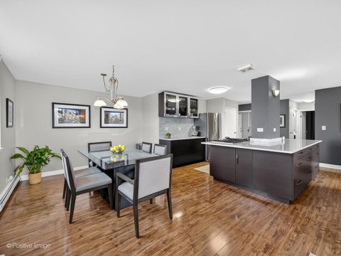 Tiny photo for 40 N Tower Road #2F, Oak Brook, IL 60523 (MLS # 12566384)