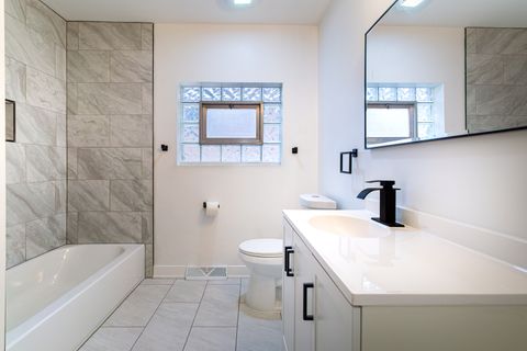 Tiny photo for 9558 S Sacramento Avenue, Evergreen Park, IL 60805 (MLS # 12560874)