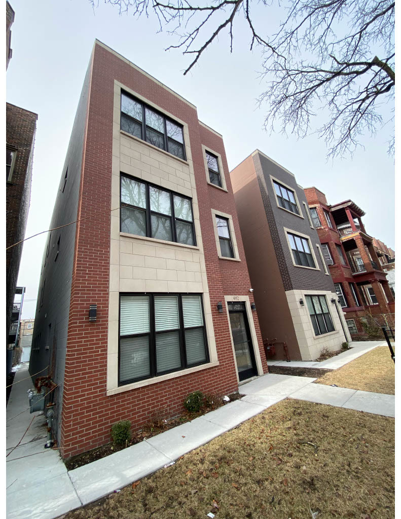 4952 S Michigan Avenue