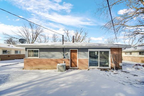 Tiny photo for 403 Todd Street, Park Forest, IL 60466 (MLS # 12552398)