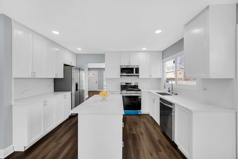 Tiny photo for 403 Todd Street, Park Forest, IL 60466 (MLS # 12552398)