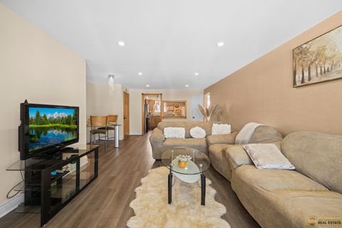 Tiny photo for 5323 N Delphia Avenue #323W, Chicago, IL 60656 (MLS # 12509517)