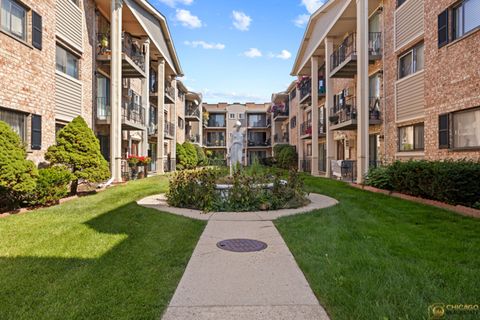 Tiny photo for 5323 N Delphia Avenue #323W, Chicago, IL 60656 (MLS # 12509517)