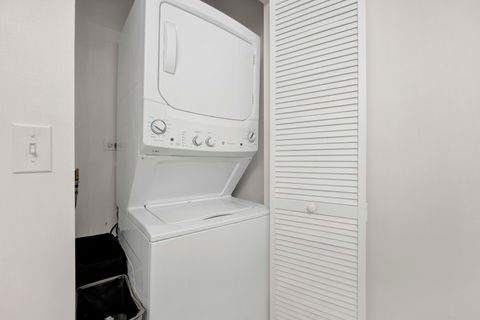 Tiny photo for 1134 W Granville Avenue #820, Chicago, IL 60660 (MLS # 12559535)