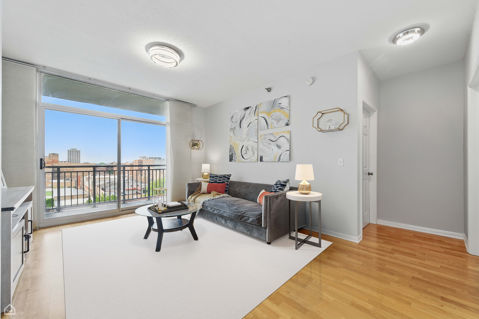 1134 W Granville Avenue 820