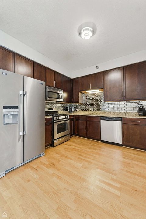 Tiny photo for 1134 W Granville Avenue #820, Chicago, IL 60660 (MLS # 12559535)