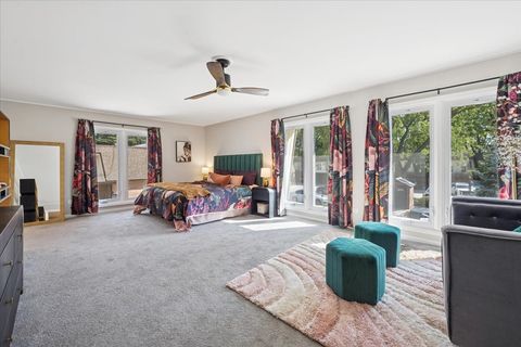 Tiny photo for 1955 Tanglewood Drive #H, Glenview, IL 60025 (MLS # 12575215)