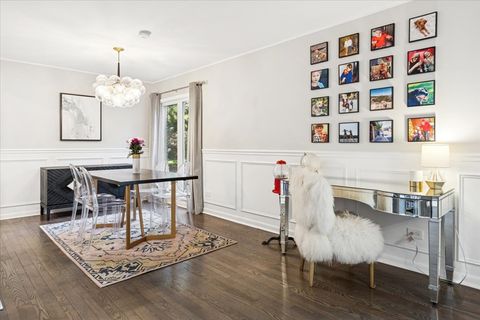 Tiny photo for 1955 Tanglewood Drive #H, Glenview, IL 60025 (MLS # 12575215)