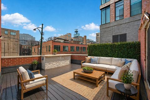 Tiny photo for 948 W Madison Street #2NW, Chicago, IL 60607 (MLS # 12624893)