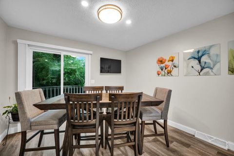 Tiny photo for 1305 Kingsridge Court, Normal, IL 61761 (MLS # 12675378)