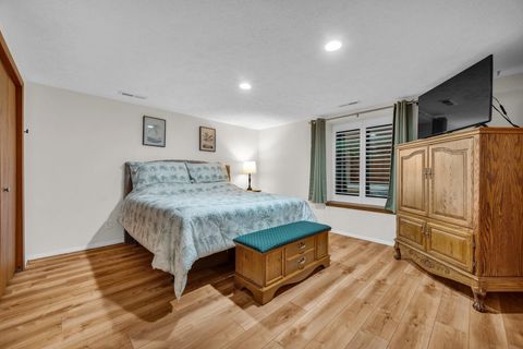 Tiny photo for 1305 Kingsridge Court, Normal, IL 61761 (MLS # 12675378)