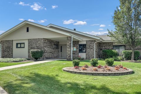 Tiny photo for 123 Fairlane Court #C, Bloomingdale, IL 60108 (MLS # 12466848)