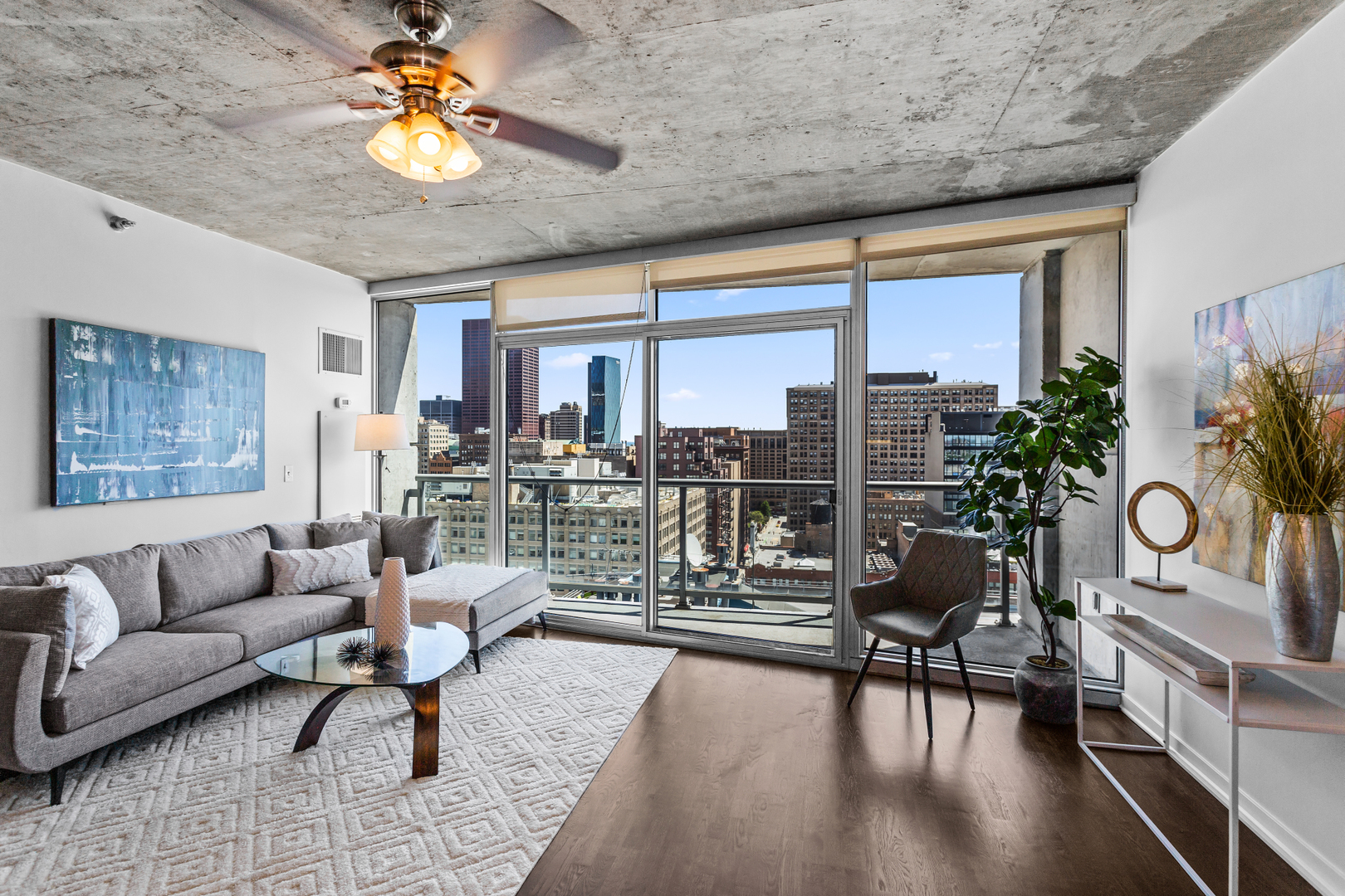 611 S WELLS Street 1902
