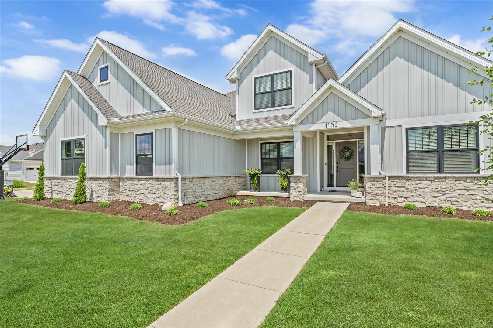 1102 Morningside Lane