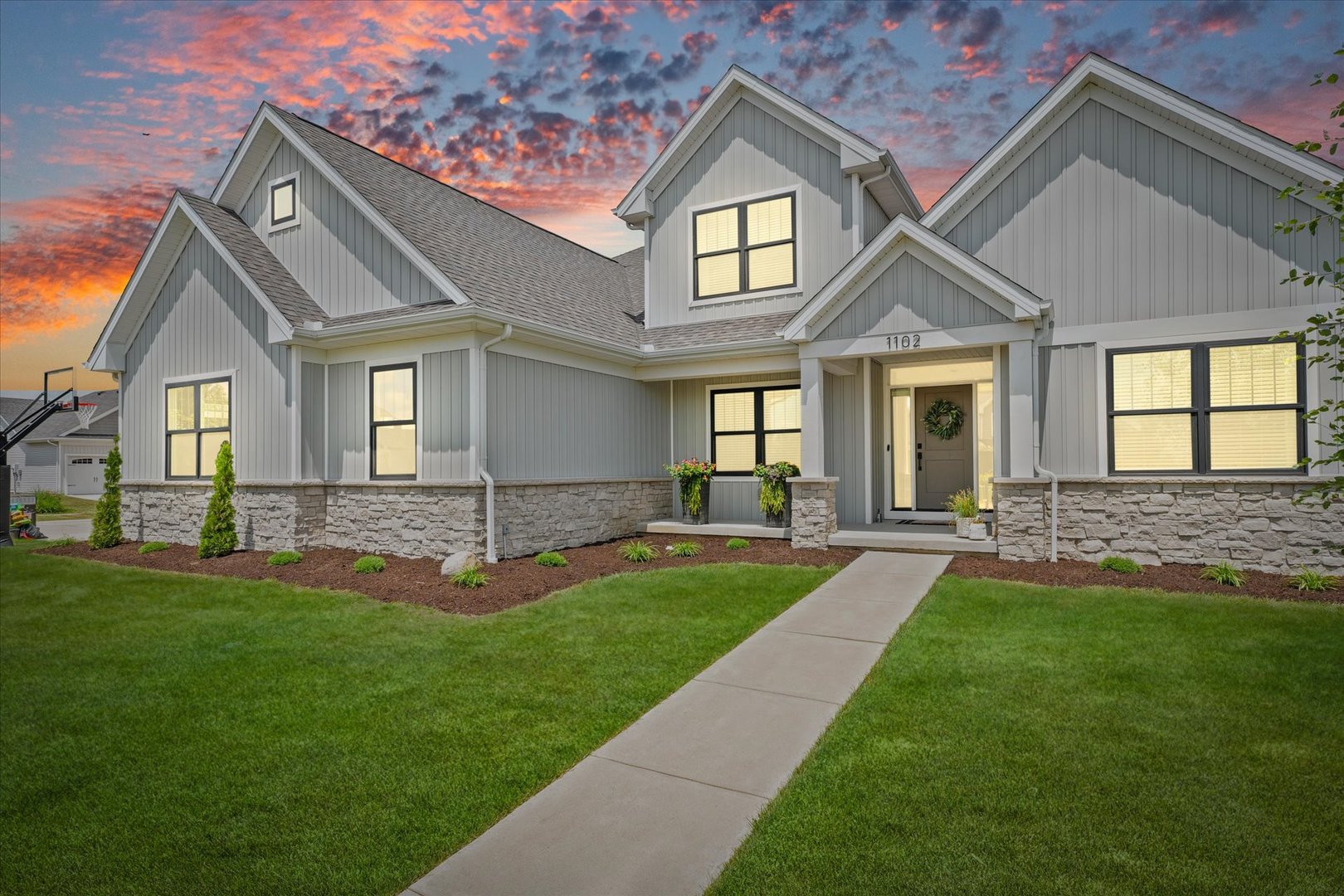 1102 Morningside Lane