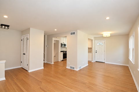 Tiny photo for 255 E Parkside Avenue, Lombard, IL 60148 (MLS # 12790481)