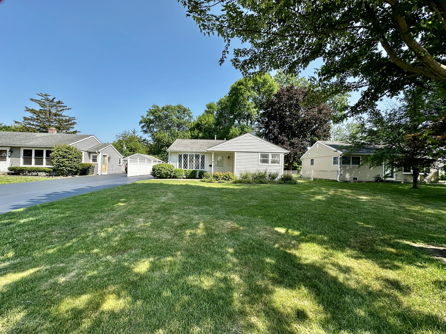 2310 Bluebird Lane