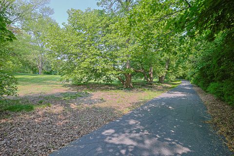 Tiny photo for 1596 W Palatine Road, Inverness, IL 60067 (MLS # 12416605)