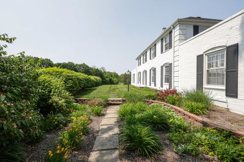 Tiny photo for 1596 W Palatine Road, Inverness, IL 60067 (MLS # 12416605)