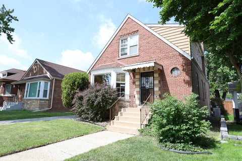 Tiny photo for 10838 S Wallace Street, Chicago, IL 60628 (MLS # 12693675)