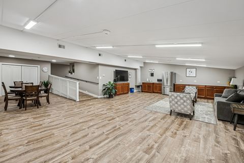 Tiny photo for 221 N Kenilworth Avenue #313, Oak Park, IL 60302 (MLS # 12476169)