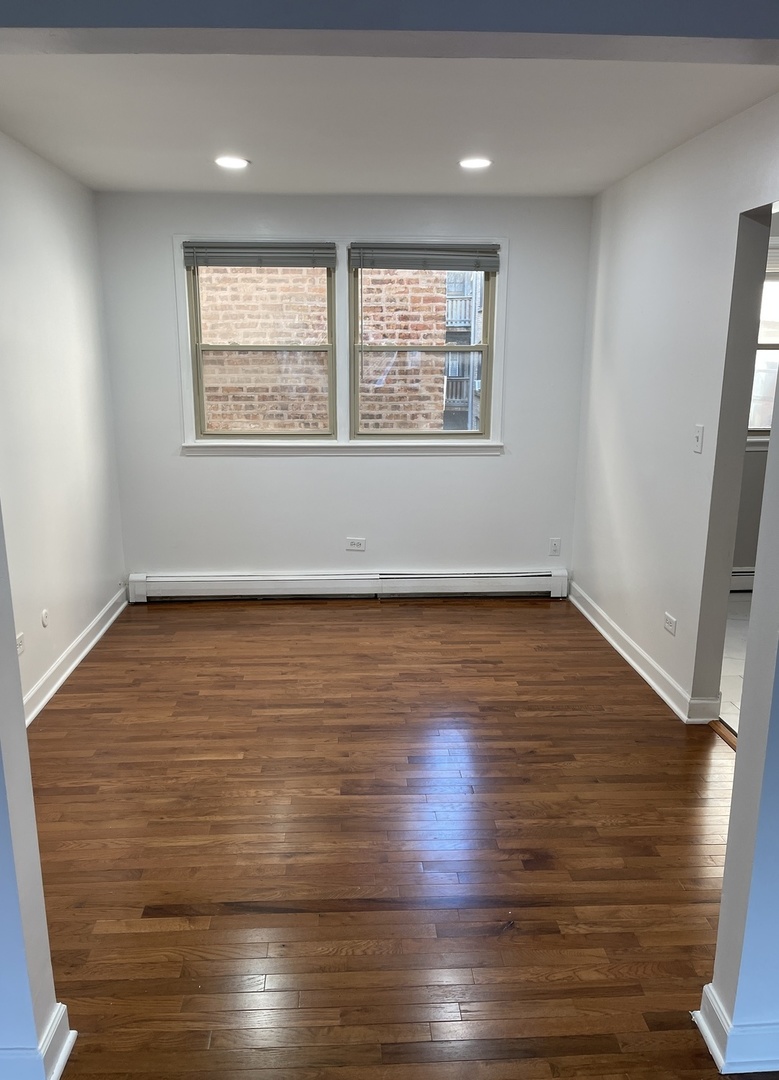 1534 W Farwell Avenue 2A