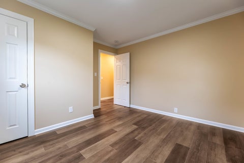 Tiny photo for 1135 E Galena Boulevard, Aurora, IL 60505 (MLS # 12776083)