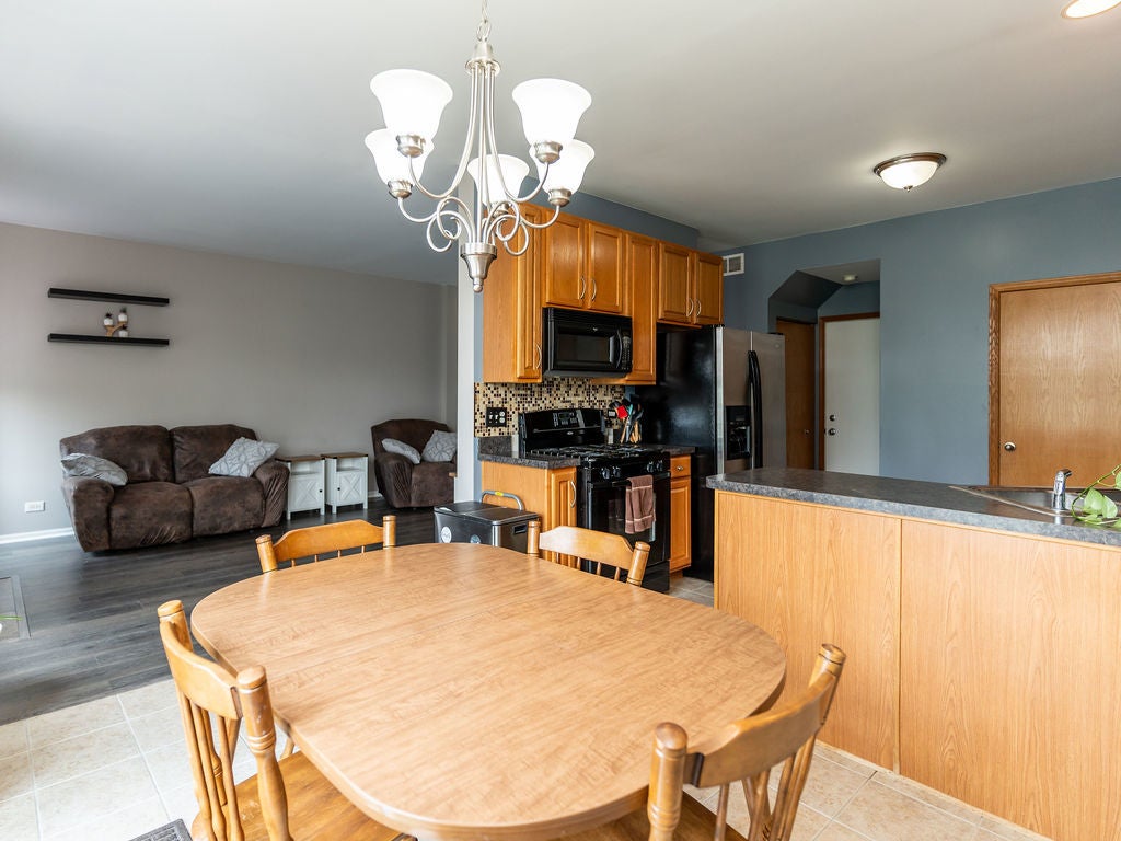 1128 Heron Circle