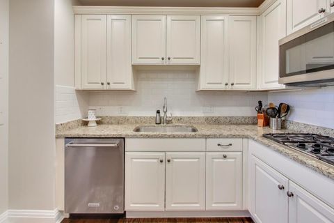 Tiny photo for 1041 Ridge Road #503, Wilmette, IL 60091 (MLS # 12519020)