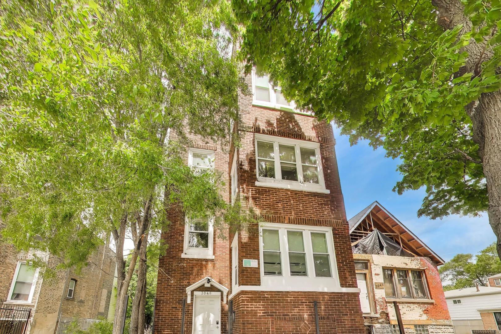 3046 W Polk Street