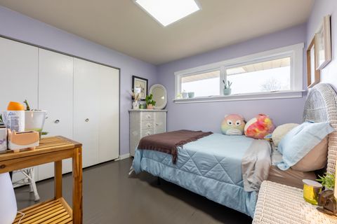 Tiny photo for 1104 S Westlawn Avenue, Champaign, IL 61821 (MLS # 12615990)