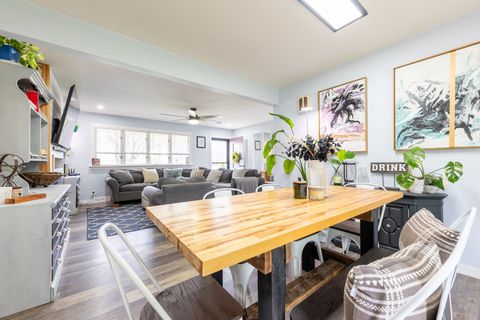 Tiny photo for 1104 S Westlawn Avenue, Champaign, IL 61821 (MLS # 12615990)
