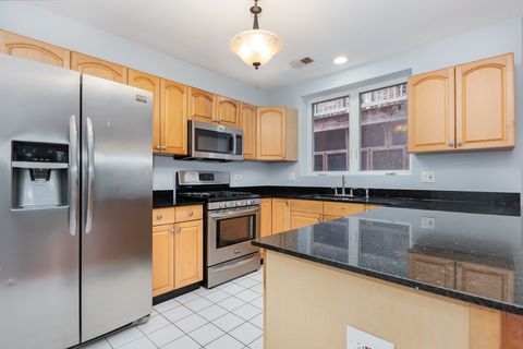 Tiny photo for 2217 W Farwell Avenue #2B, Chicago, IL 60645 (MLS # 12508745)
