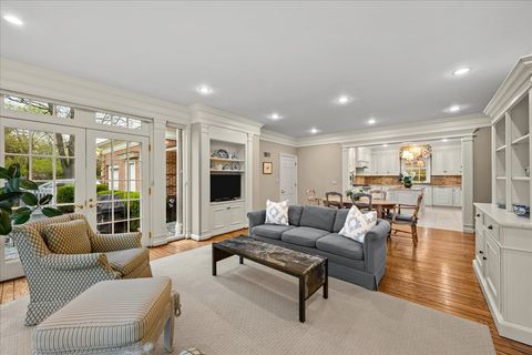 Tiny photo for 675 E Woodland Road, Lake Forest, IL 60045 (MLS # 12628777)