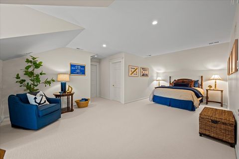 Tiny photo for 675 E Woodland Road, Lake Forest, IL 60045 (MLS # 12628777)