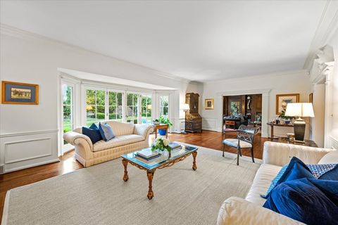 Tiny photo for 675 E Woodland Road, Lake Forest, IL 60045 (MLS # 12628777)