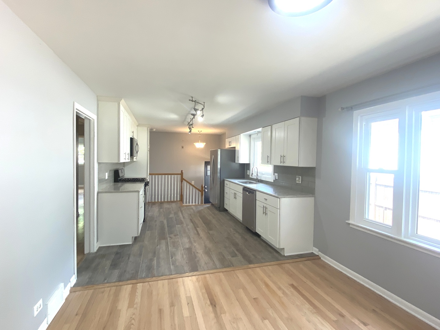 426 E Berteau Avenue