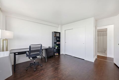 Tiny photo for Oak Brook, IL 60523 (MLS # 12659863)