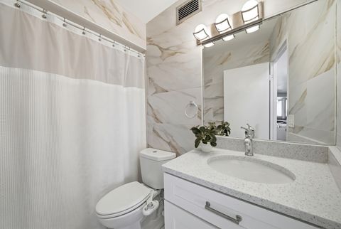 Tiny photo for Oak Brook, IL 60523 (MLS # 12659863)