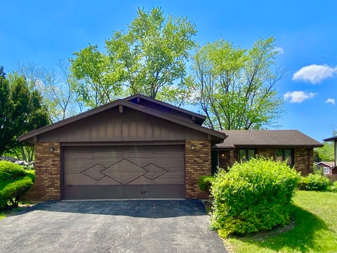 Tiny photo for 22962 Bruce Drive, Richton Park, IL 60471 (MLS # 12675735)