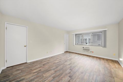 Tiny photo for 401 S Grove Avenue #1A, Oak Park, IL 60302 (MLS # 12520807)
