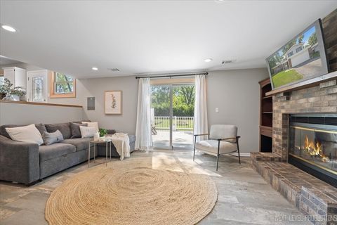 Tiny photo for 3011 Scenicwood Lane, Woodridge, IL 60517 (MLS # 12512554)