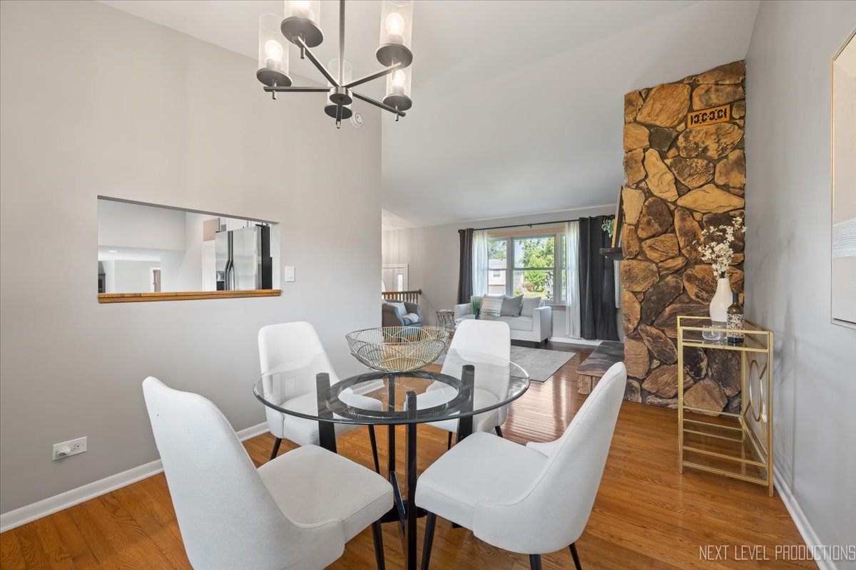 3011 Scenicwood Lane