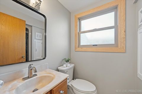 Tiny photo for 3011 Scenicwood Lane, Woodridge, IL 60517 (MLS # 12512554)