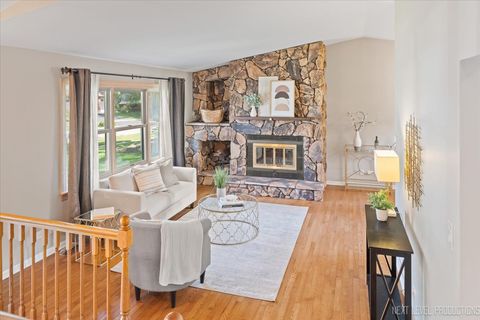 Tiny photo for 3011 Scenicwood Lane, Woodridge, IL 60517 (MLS # 12512554)