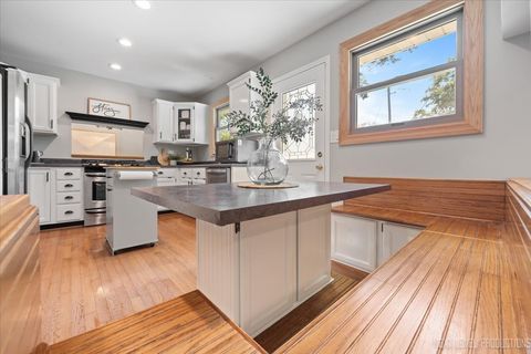 Tiny photo for 3011 Scenicwood Lane, Woodridge, IL 60517 (MLS # 12512554)