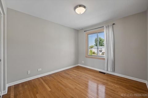 Tiny photo for 3011 Scenicwood Lane, Woodridge, IL 60517 (MLS # 12512554)