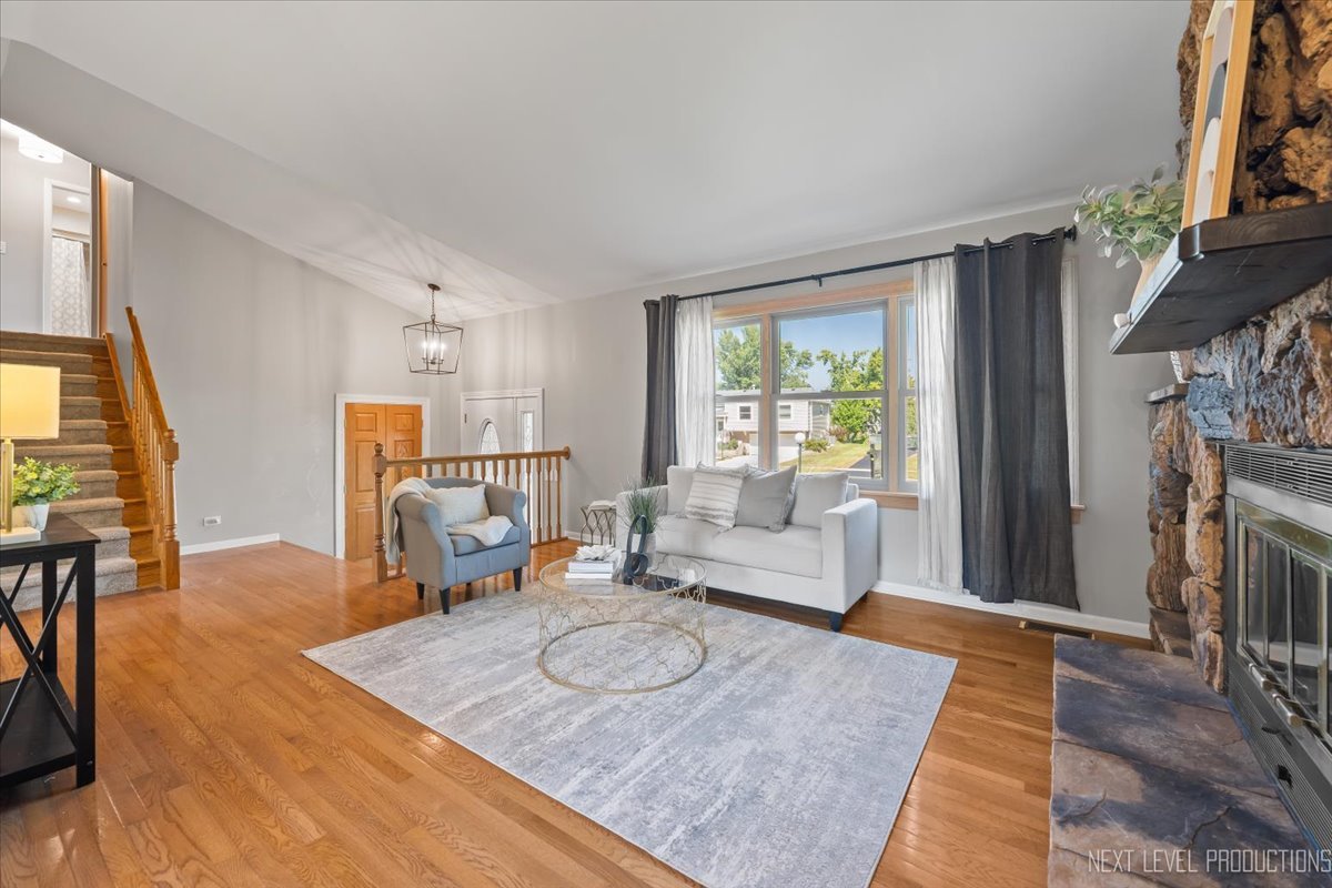 3011 Scenicwood Lane