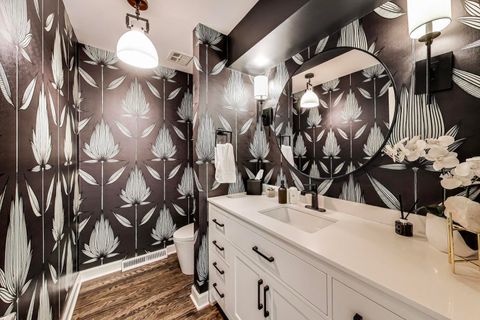 Tiny photo for 4003 Yorkshire Lane, Northbrook, IL 60062 (MLS # 12478414)