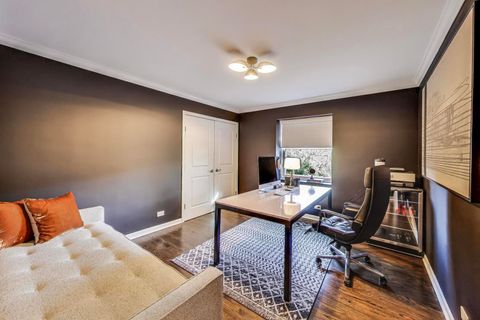 Tiny photo for 4003 Yorkshire Lane, Northbrook, IL 60062 (MLS # 12478414)